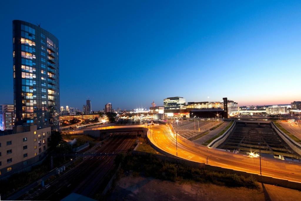 Marlin Apartments Stratford London Luaran gambar